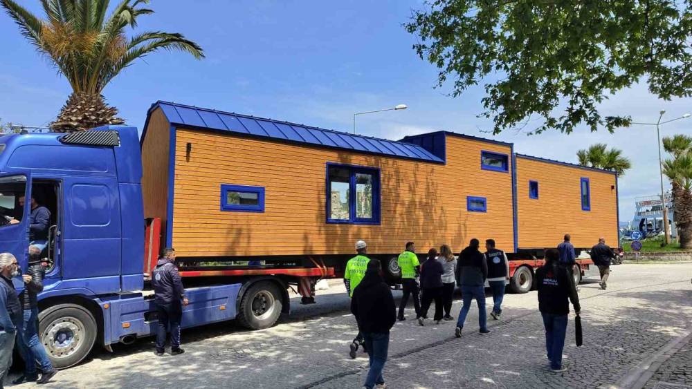 Bozcaada'da Tiny House Dönemi Sona Eriyor, Kaçak Konaklamaya Karşı Sıkı Önlemler